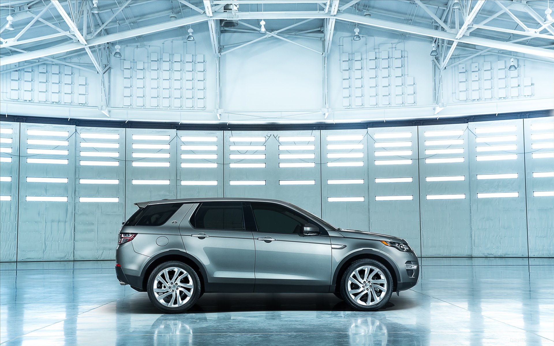 Land Rover Discovery Sport 2015